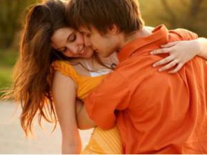 Поцелуй влюбленных имеет сложнейшую гормональную и химическую составляющую