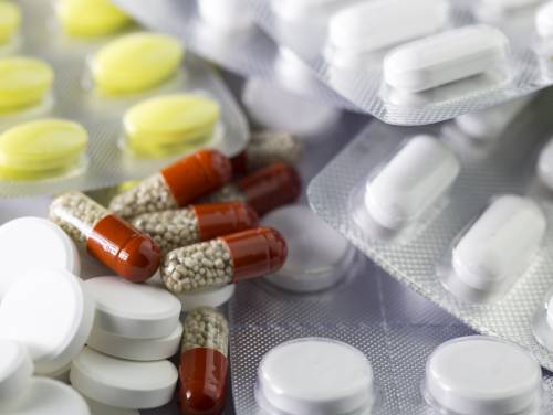 ФАС: на препараты, одобренные в 2016 г. для включения в перечень ЖНВЛП, нужно подавать новые заявки