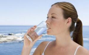4 причины пить больше воды