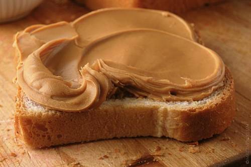 Исследование: арахисовое масло помогает сбросить вес