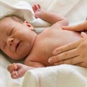 Кишечные колики у новорожденных